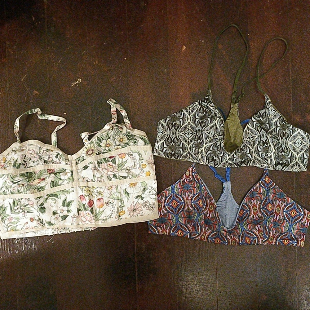 Three bras, 2 Free People, 1 The Gap Sz s